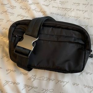 ARITZIA - black nylon waist pack with gold hardware - excellent condition